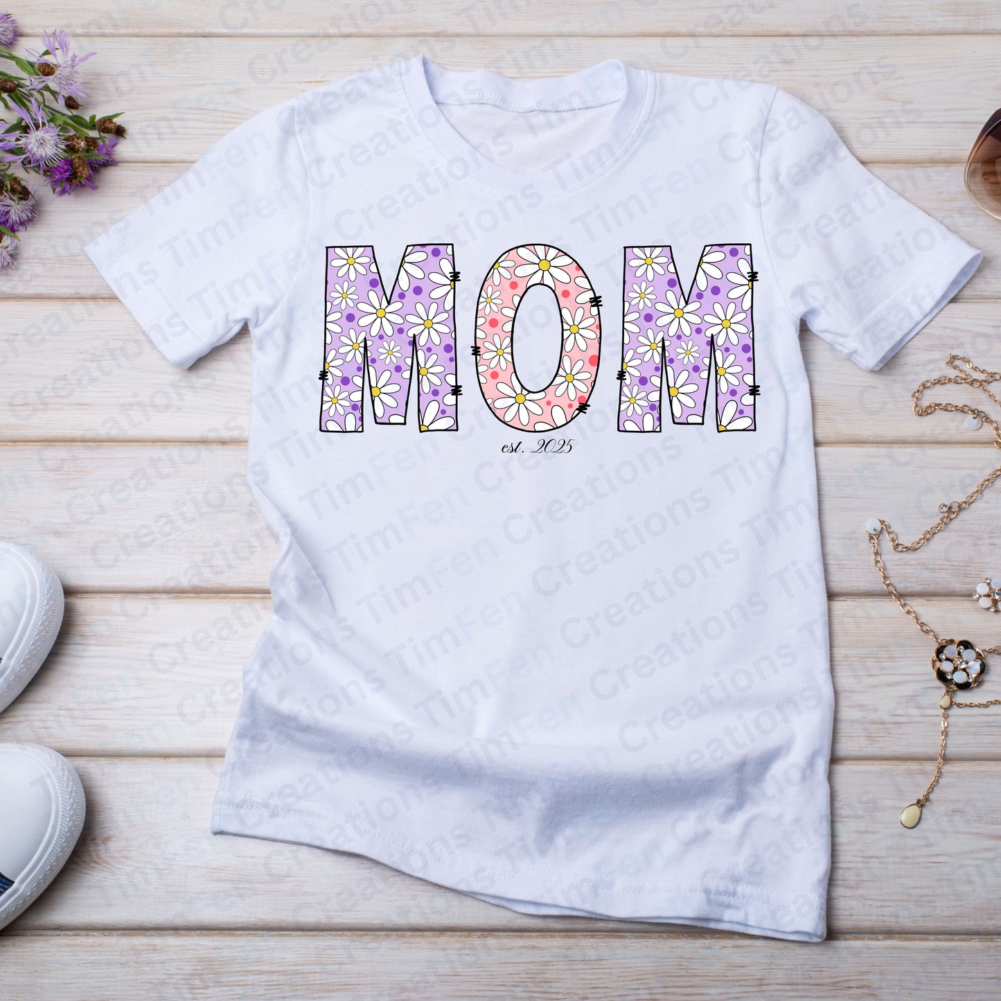 Daisy MOM est Daisy T-Shirt | White T-Shirt | Gift for Mom | Customize "est"