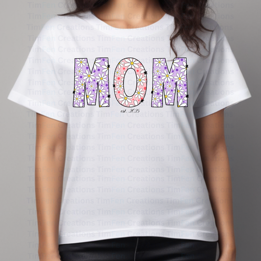 Daisy MOM est Daisy T-Shirt | White T-Shirt | Gift for Mom | Customize "est"